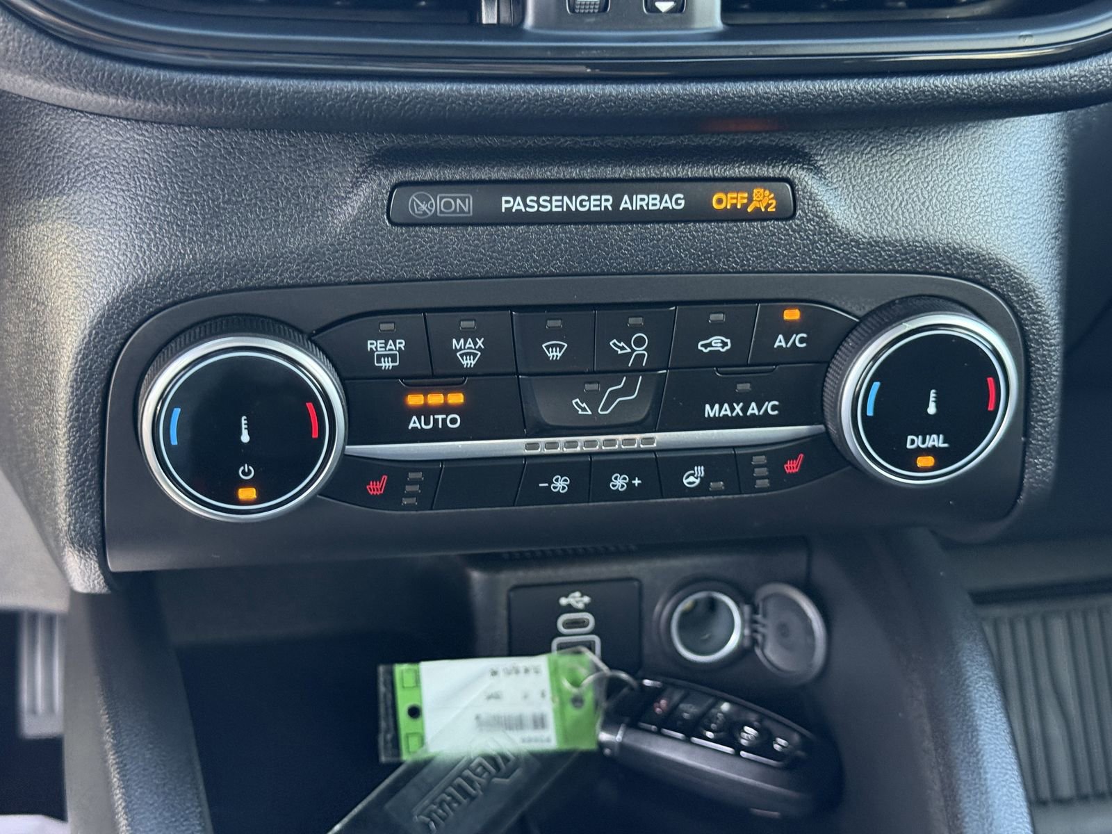 Certified 2025 Ford Escape ST-Line Elite image 22