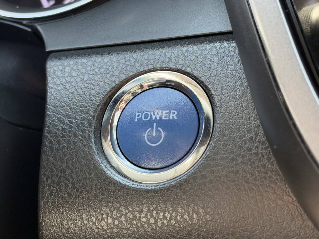 Used 2021 Toyota Camry LE FWD image 26