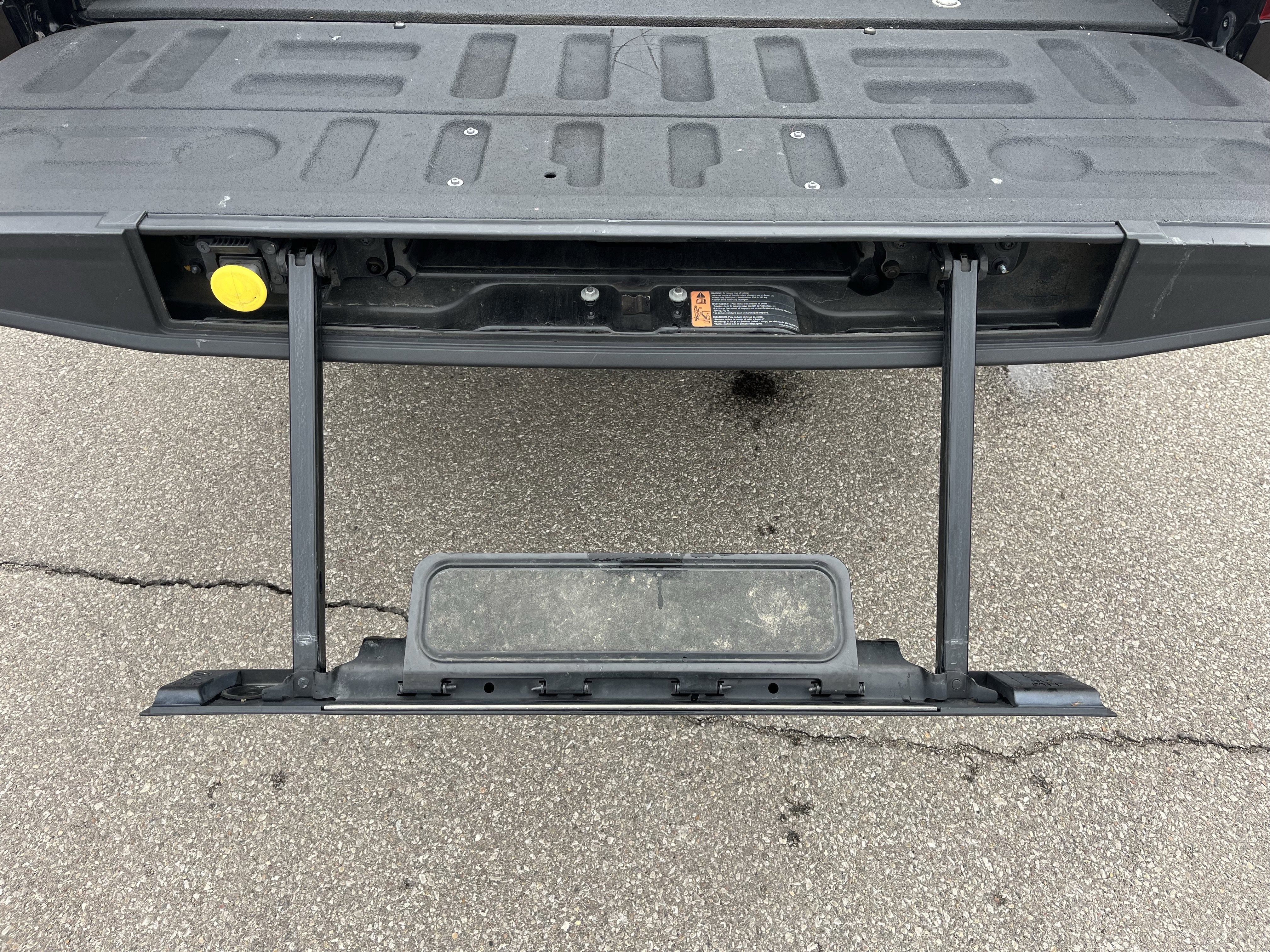 Certified 2017 Ford F150 XLT w/ Equipment Group 302A Luxury image 31