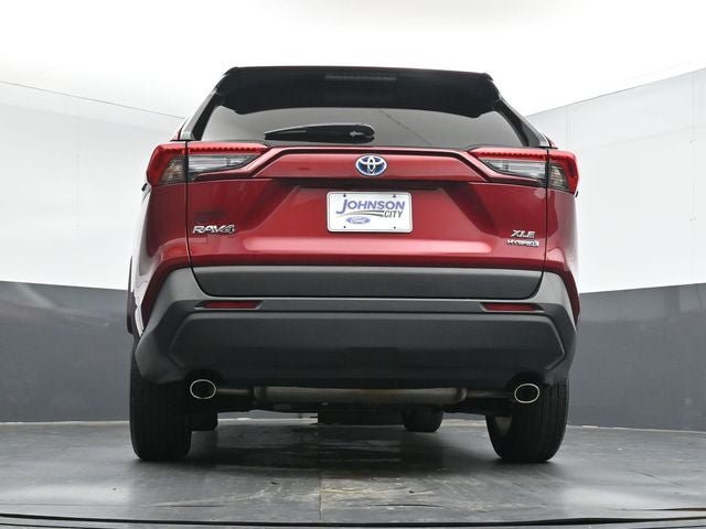 Used 2024 Toyota RAV4 XLE AWD/4WD image 32