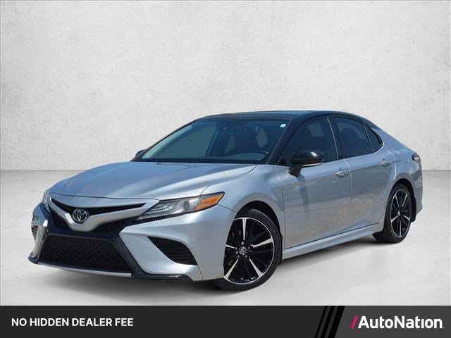 Used 2019 Toyota Camry XSE FWD image 1