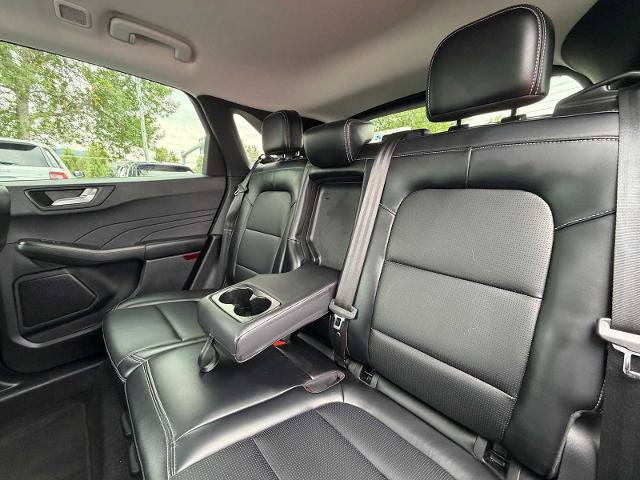 Certified 2025 Ford Escape Platinum AWD/4WD image 23