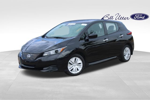 Used 2025 Nissan Leaf S FWD image 1