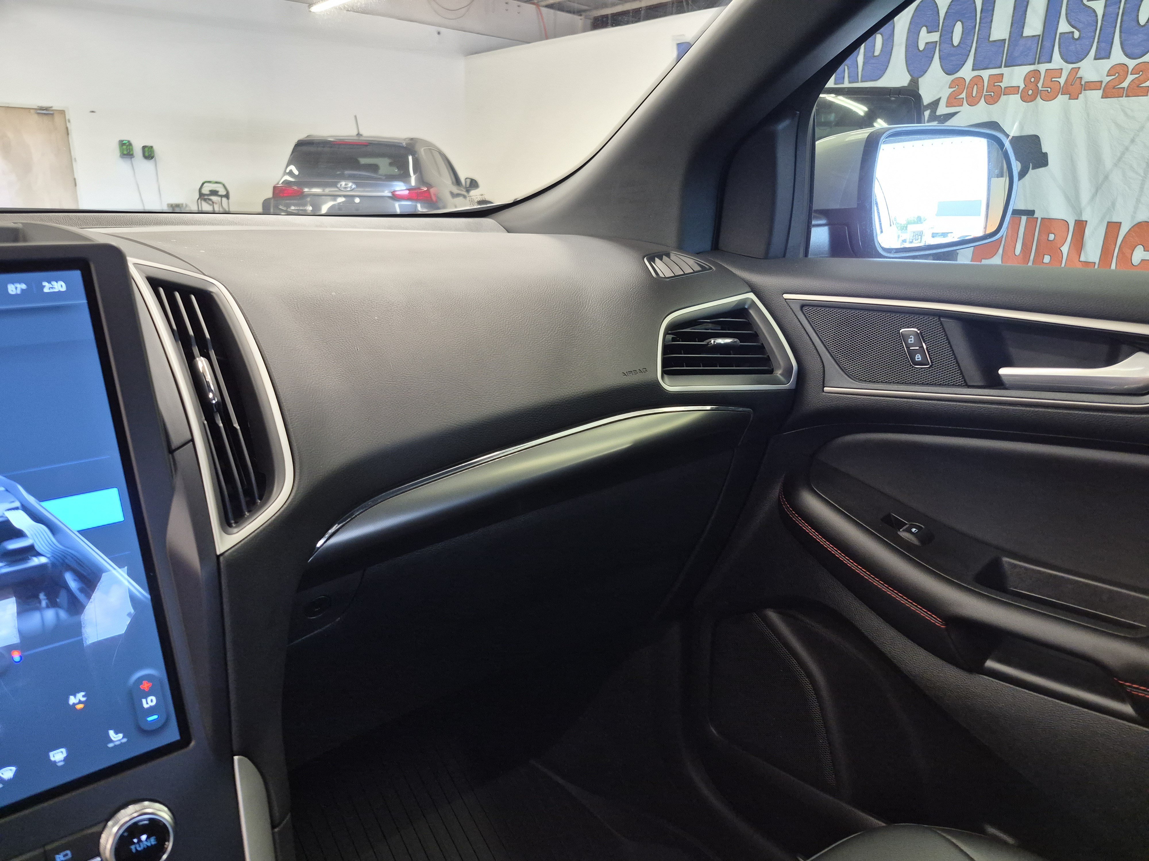 Certified 2024 Ford Edge ST-Line AWD/4WD image 21