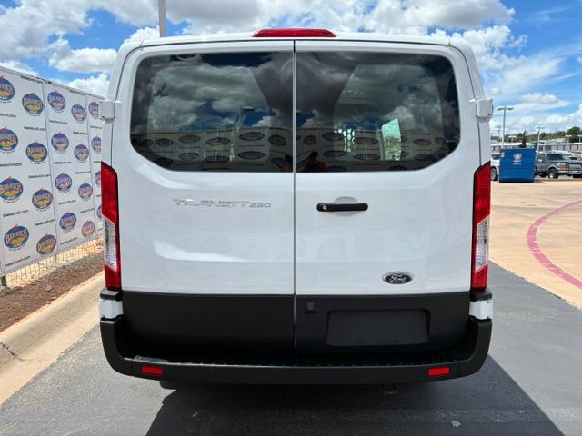 Certified 2025 Ford Transit 250 Low Roof w/ Exterior Upgrade Package RWD image 5