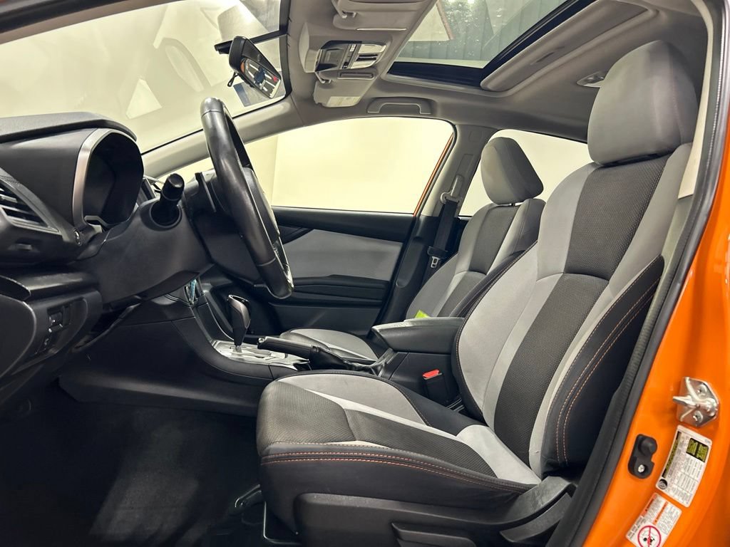 Used 2019 Subaru Crosstrek 2.0i Premium w/ Moonroof Package AWD/4WD image 11