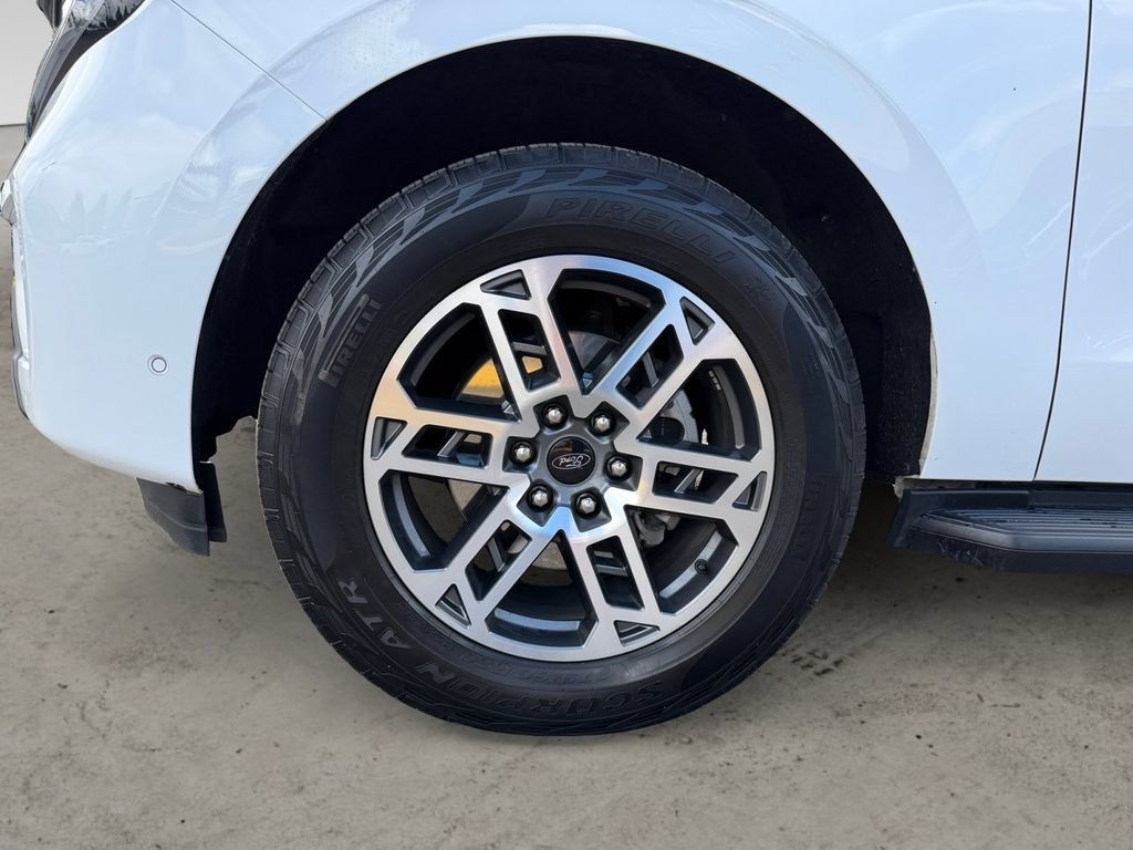 Certified 2025 Ford Expedition Active AWD/4WD image 14