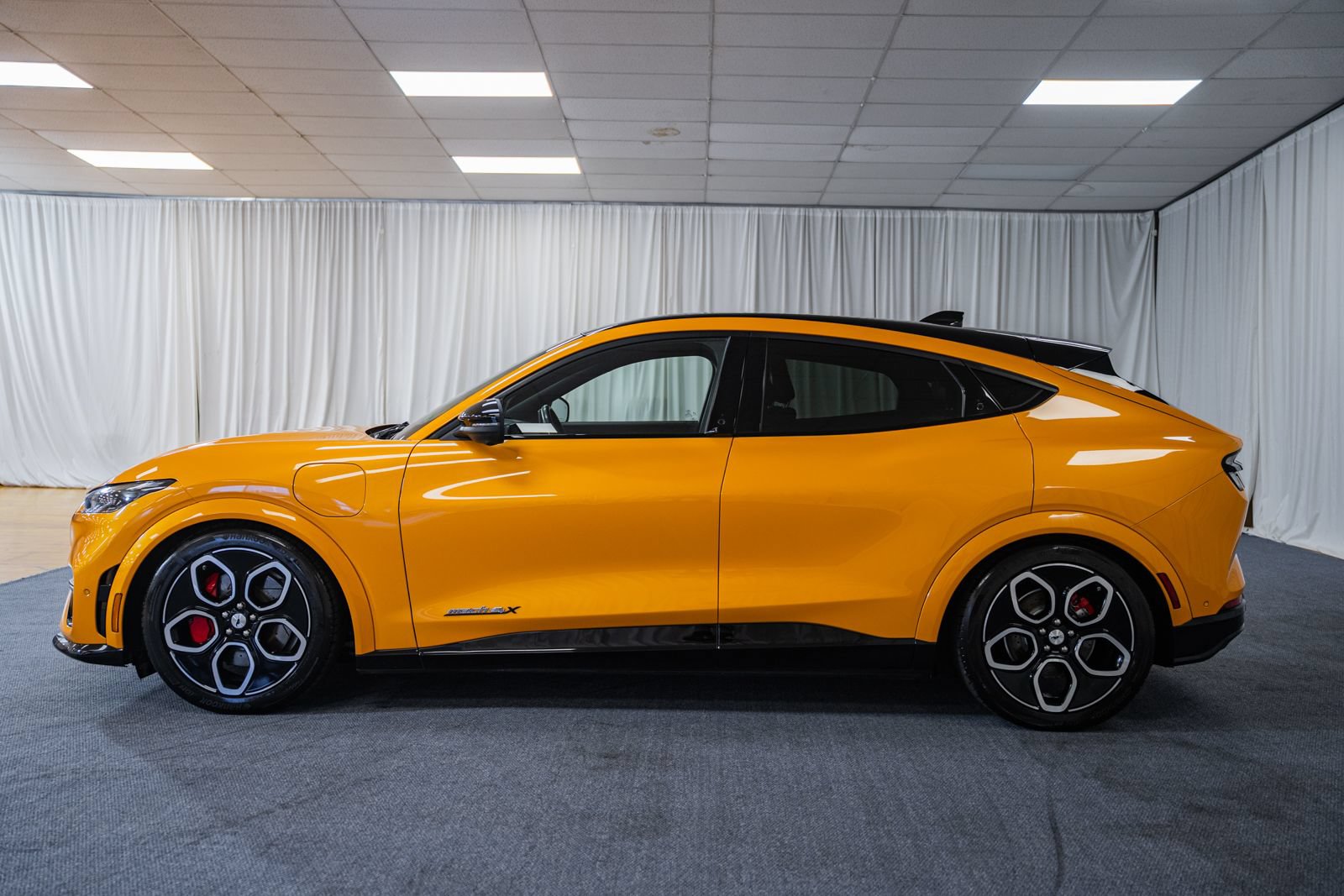 Certified 2022 Ford Mustang Mach-E GT AWD/4WD image 5