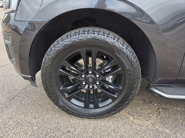 Certified 2023 Ford Expedition XLT image 28