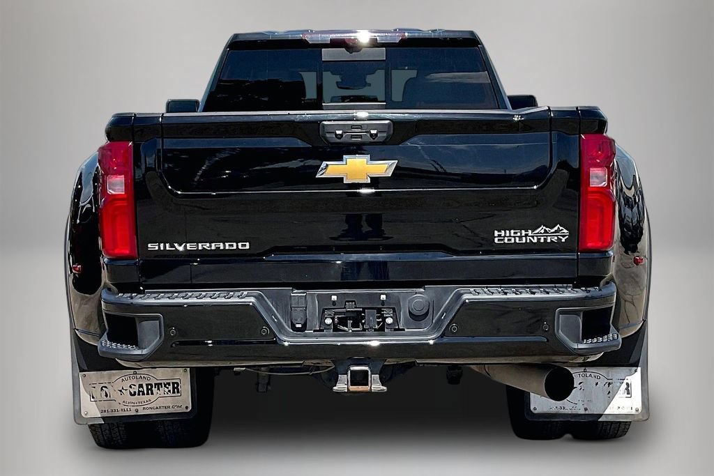 Used 2024 Chevrolet Silverado 3500 High Country w/ Technology Package AWD/4WD image 6