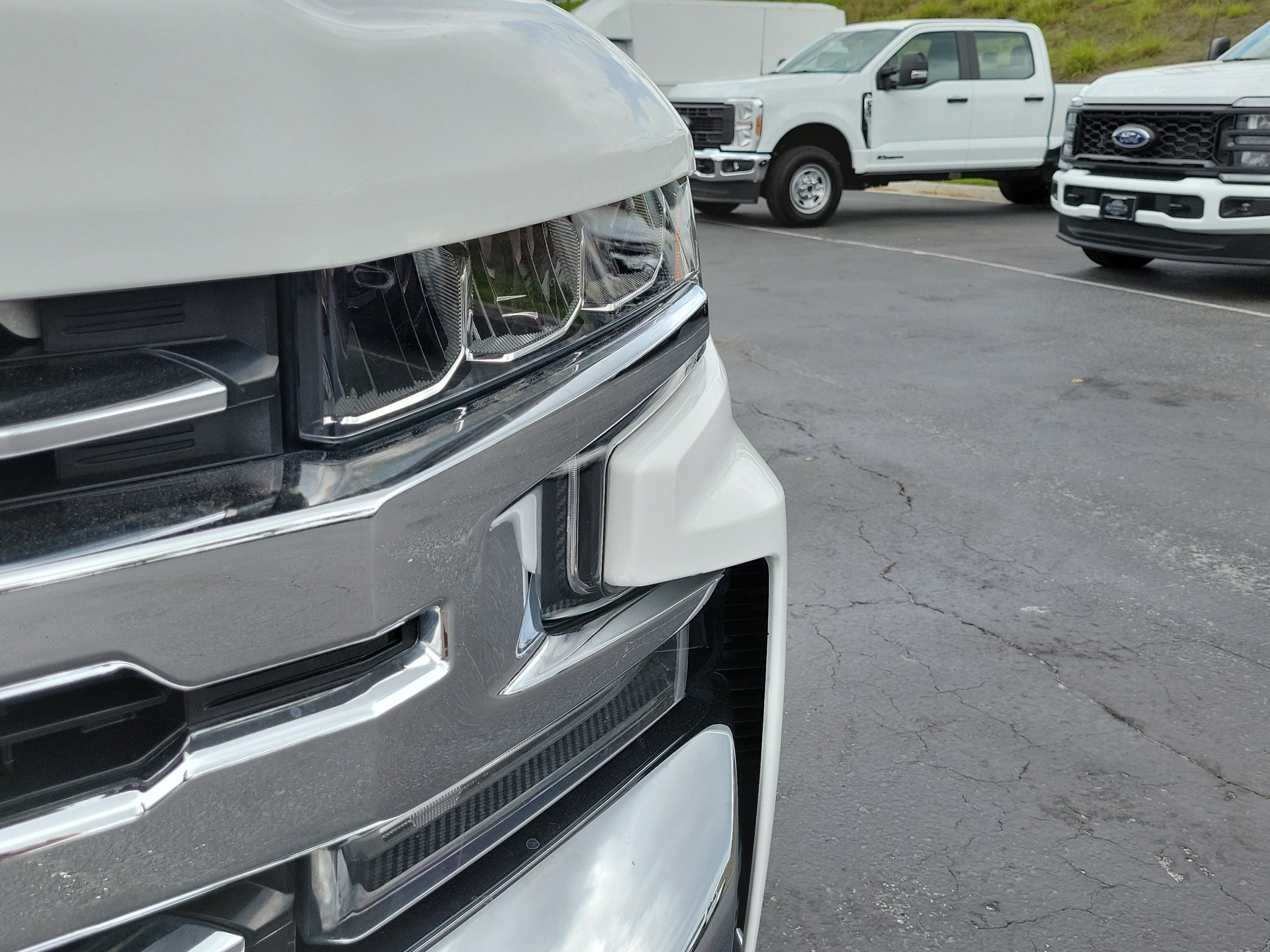 Used 2019 Chevrolet Silverado 1500 LTZ w/ LTZ Plus Package image 6