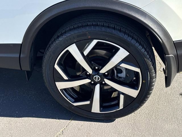 Used 2020 Nissan Rogue Sport SL w/ Premium Package image 39