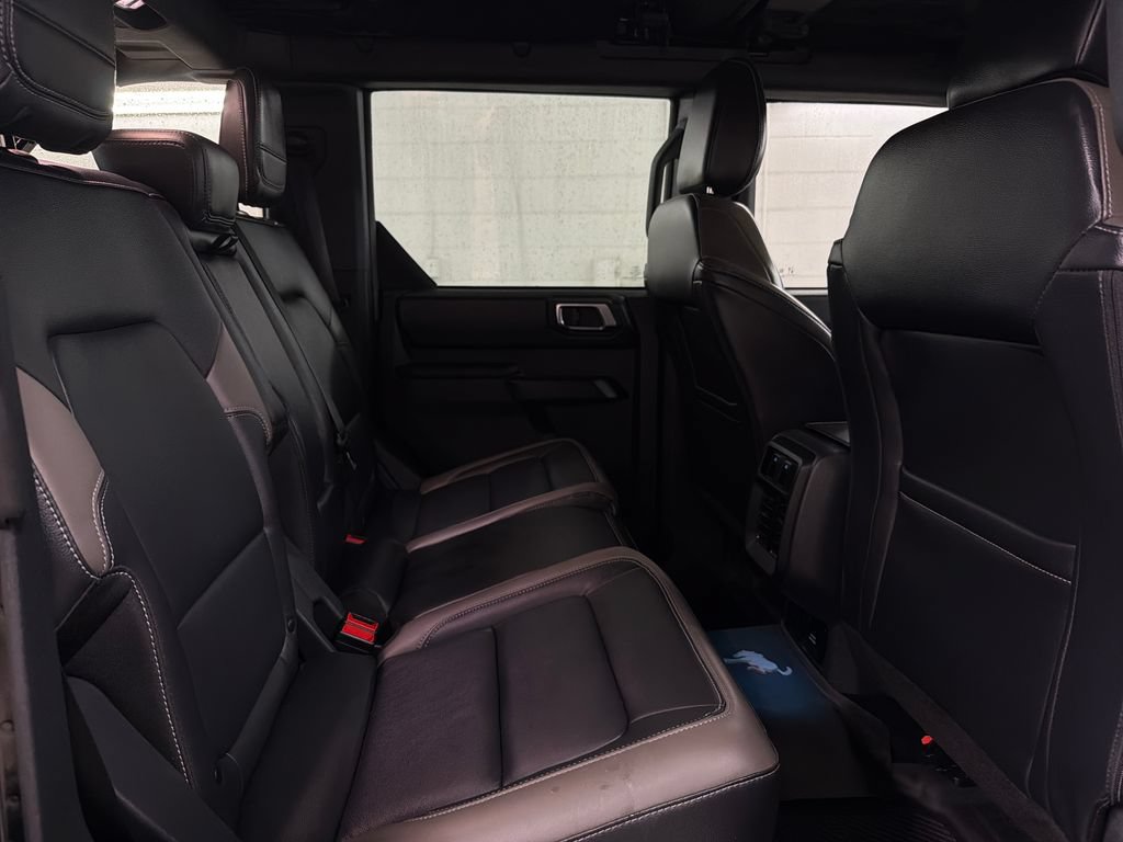 Certified 2025 Ford Bronco Outer Banks AWD/4WD image 32