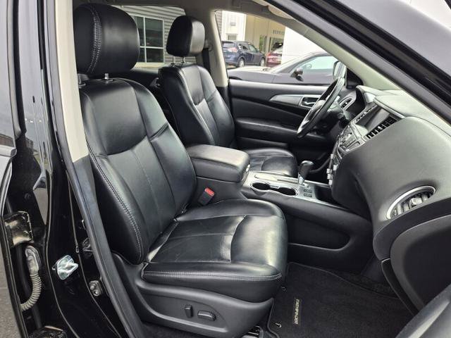 Used 2018 Nissan Pathfinder SL FWD image 20