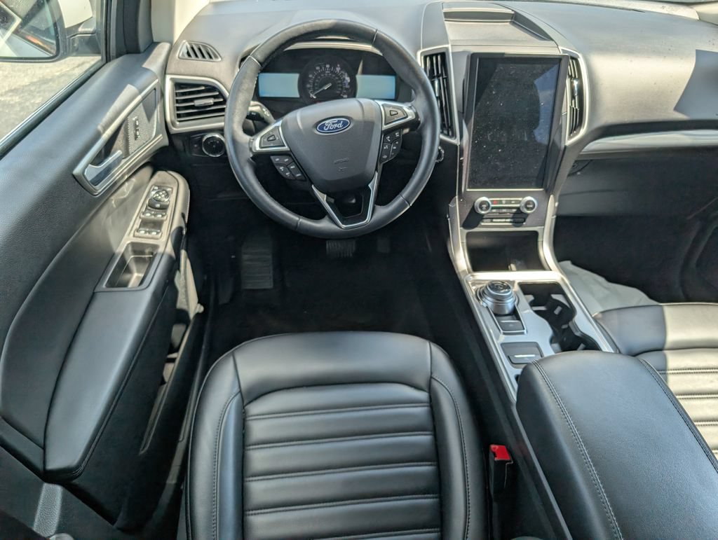 Certified 2024 Ford Edge SEL w/ Convenience Package AWD/4WD image 8