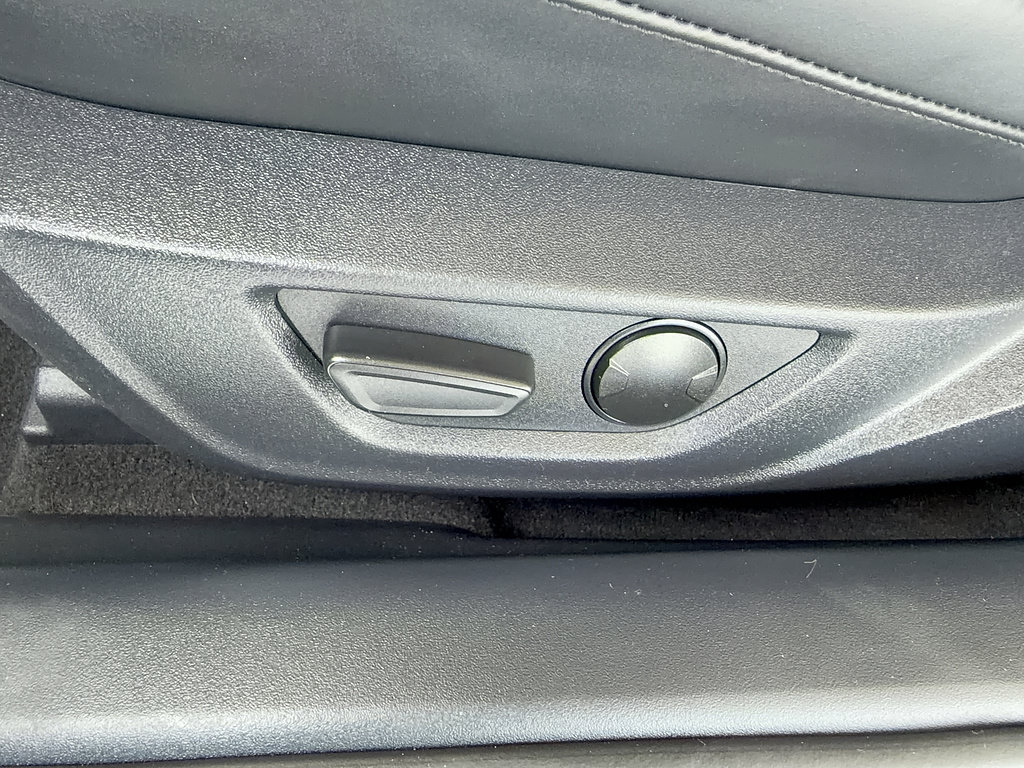 Certified 2024 Ford Mustang Premium RWD image 32