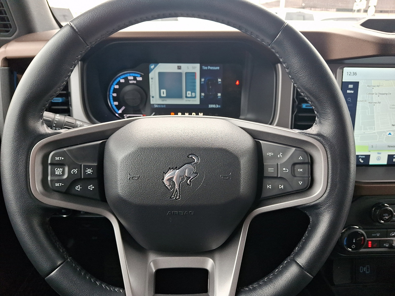 Certified 2022 Ford Bronco Outer Banks w/ Sasquatch Package image 26