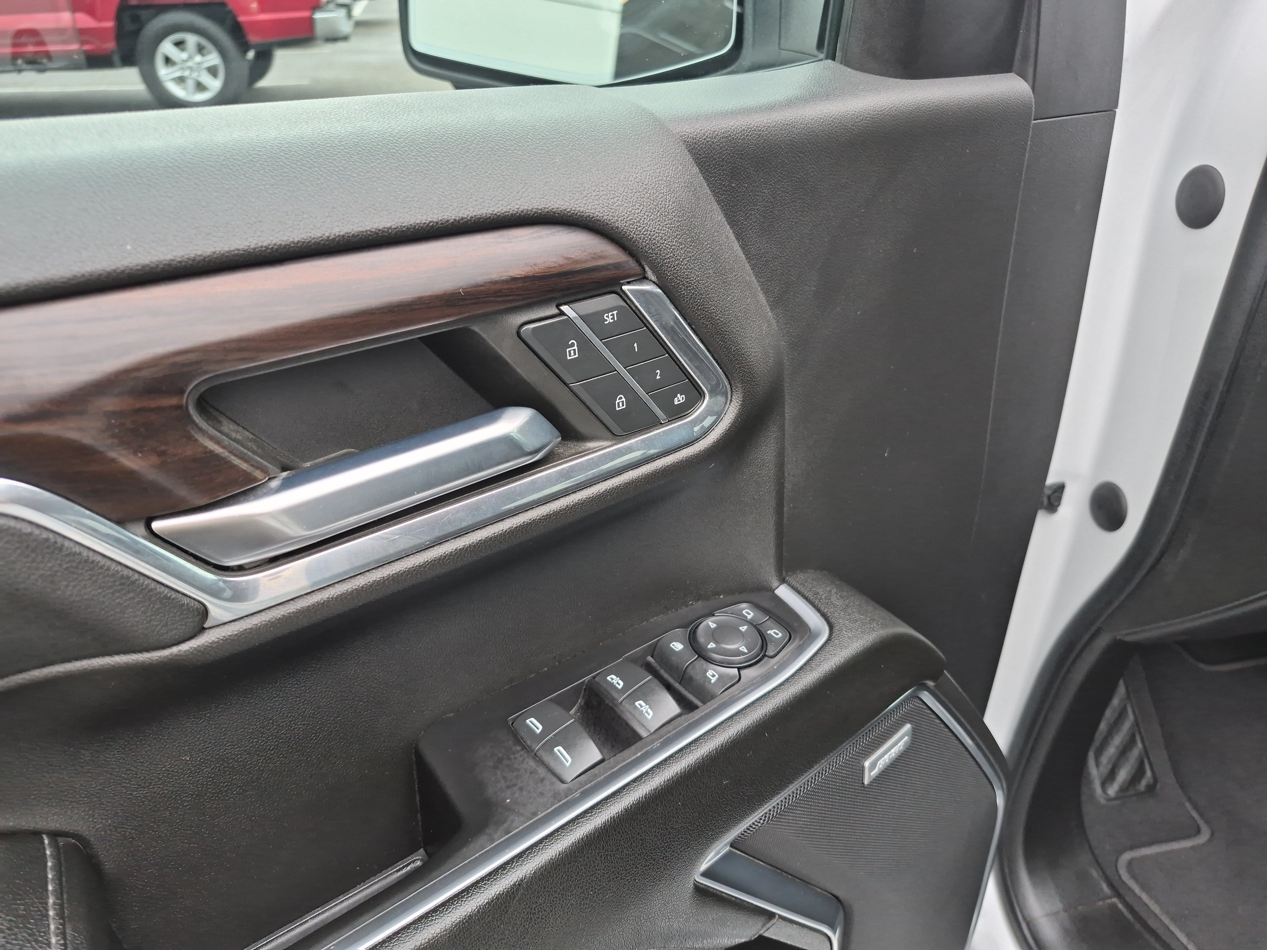 Used 2023 GMC Sierra 1500 SLT w/ SLT Convenience Package AWD/4WD image 13