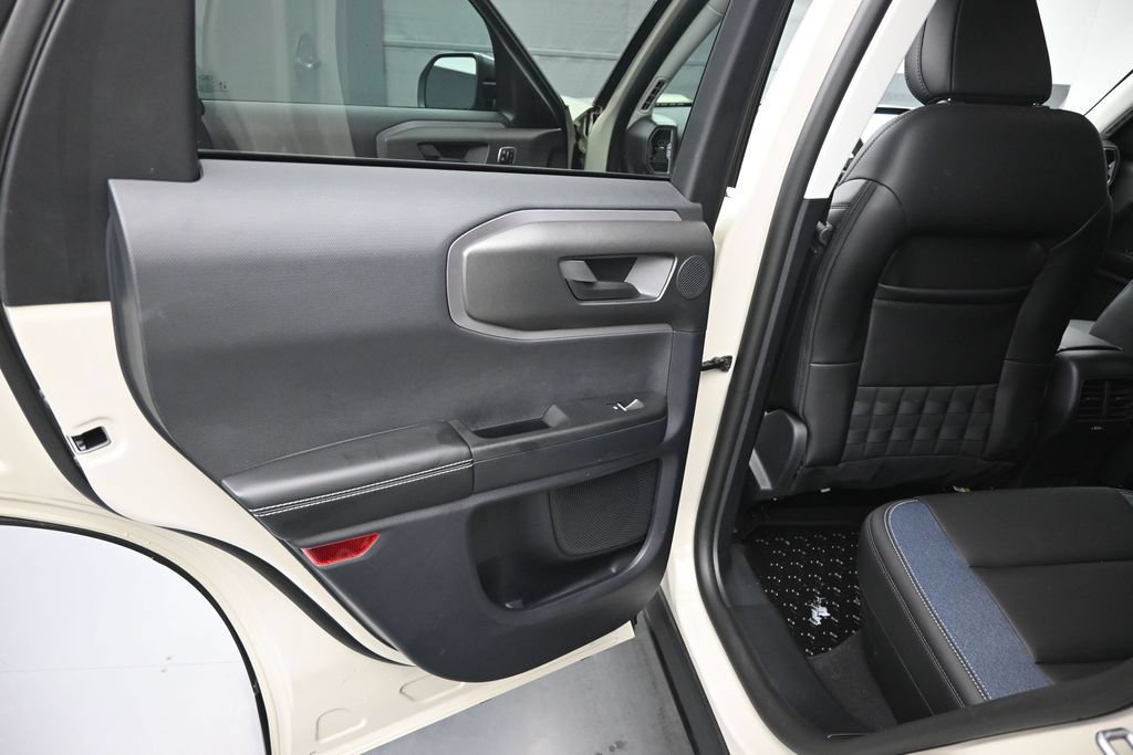 Certified 2025 Ford Bronco Sport Outer Banks w/ Outer Banks Tech Package+ AWD/4WD image 11