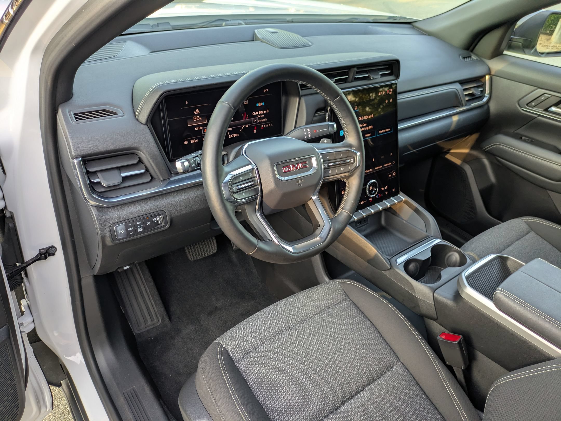 Used 2025 GMC Terrain Elevation w/ Black Edition AWD/4WD image 14