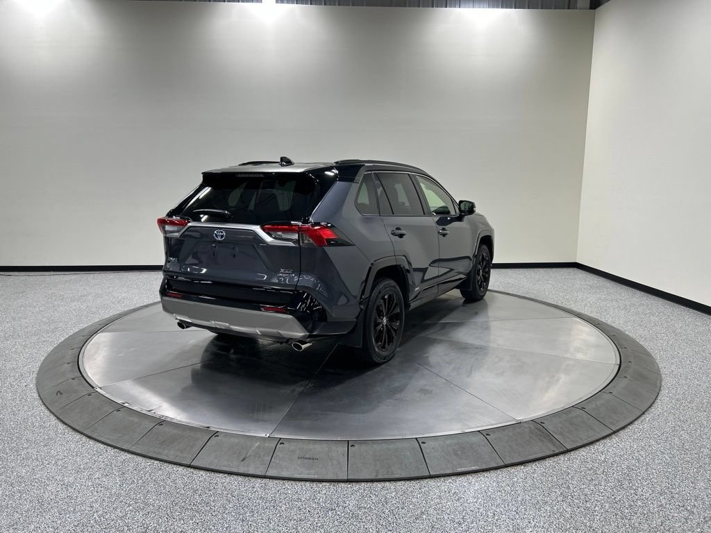 Used 2023 Toyota RAV4 XSE w/ XSE Grade Weather Package AWD/4WD image 7