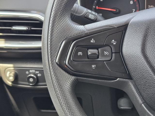 Used 2022 Chevrolet TrailBlazer LT w/ Convenience Package FWD image 26