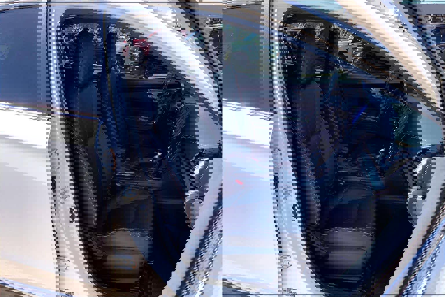 Used 2023 Subaru Crosstrek 2.5i Limited AWD/4WD image 11