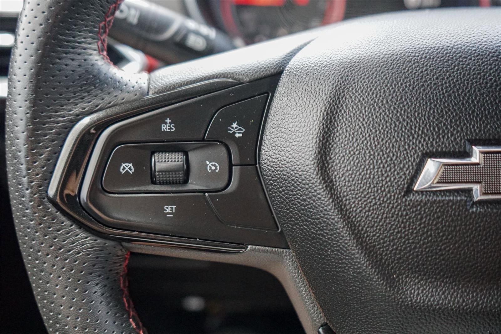 Used 2021 Chevrolet TrailBlazer RS w/ Technology Package FWD image 17