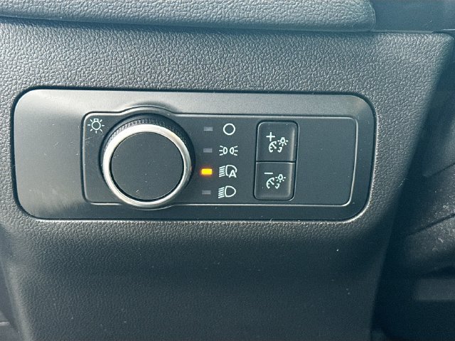 Certified 2022 Ford Escape SE w/ Cold Weather Package FWD image 13