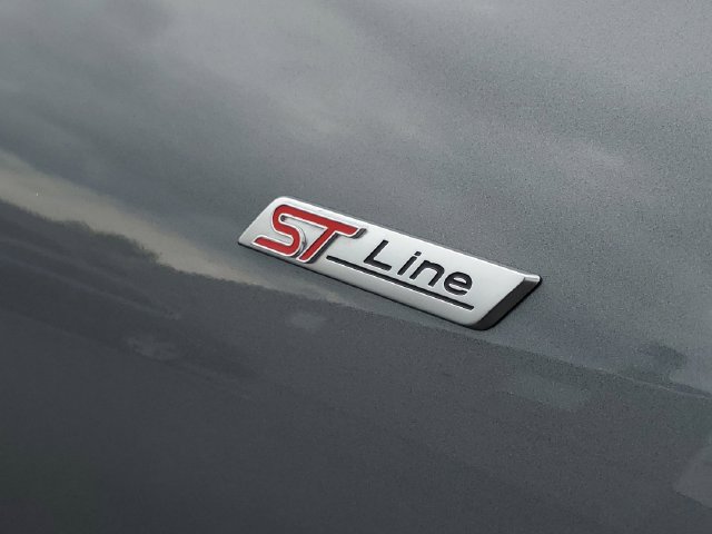 Certified 2024 Ford Escape ST-Line AWD/4WD image 8