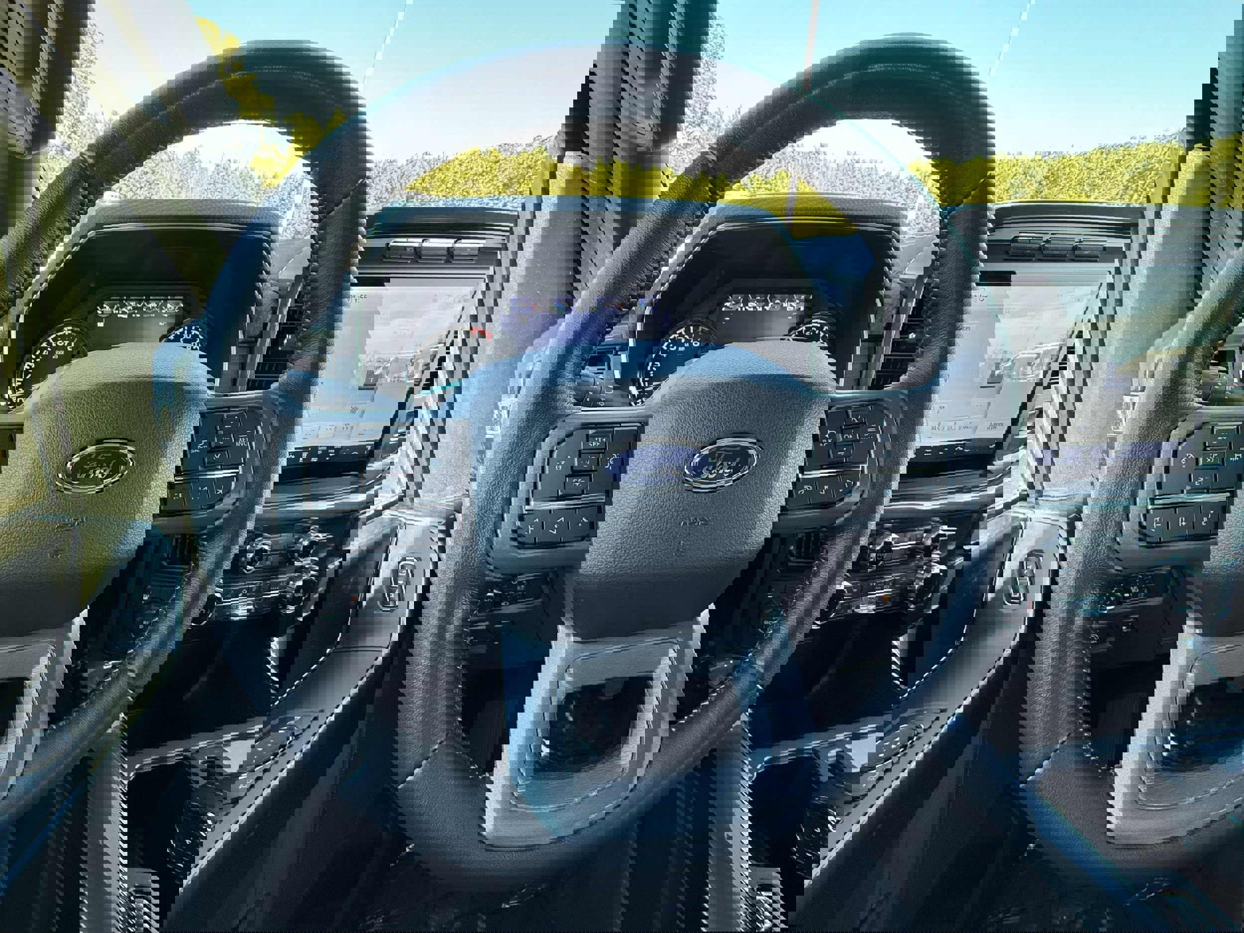 Certified 2022 Ford F150 XLT w/ Equipment Group 302A High image 19