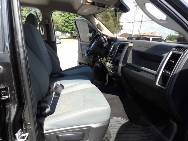Used 2018 RAM 1500 Express w/ Black Ram 1500 Express Group RWD image 37