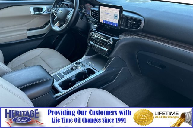 Certified 2022 Ford Explorer Limited w/ Equipment Group 301A image 17