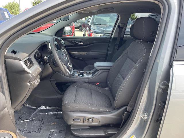 Used 2023 GMC Acadia SLE w/ Driver Convenience Package image 17