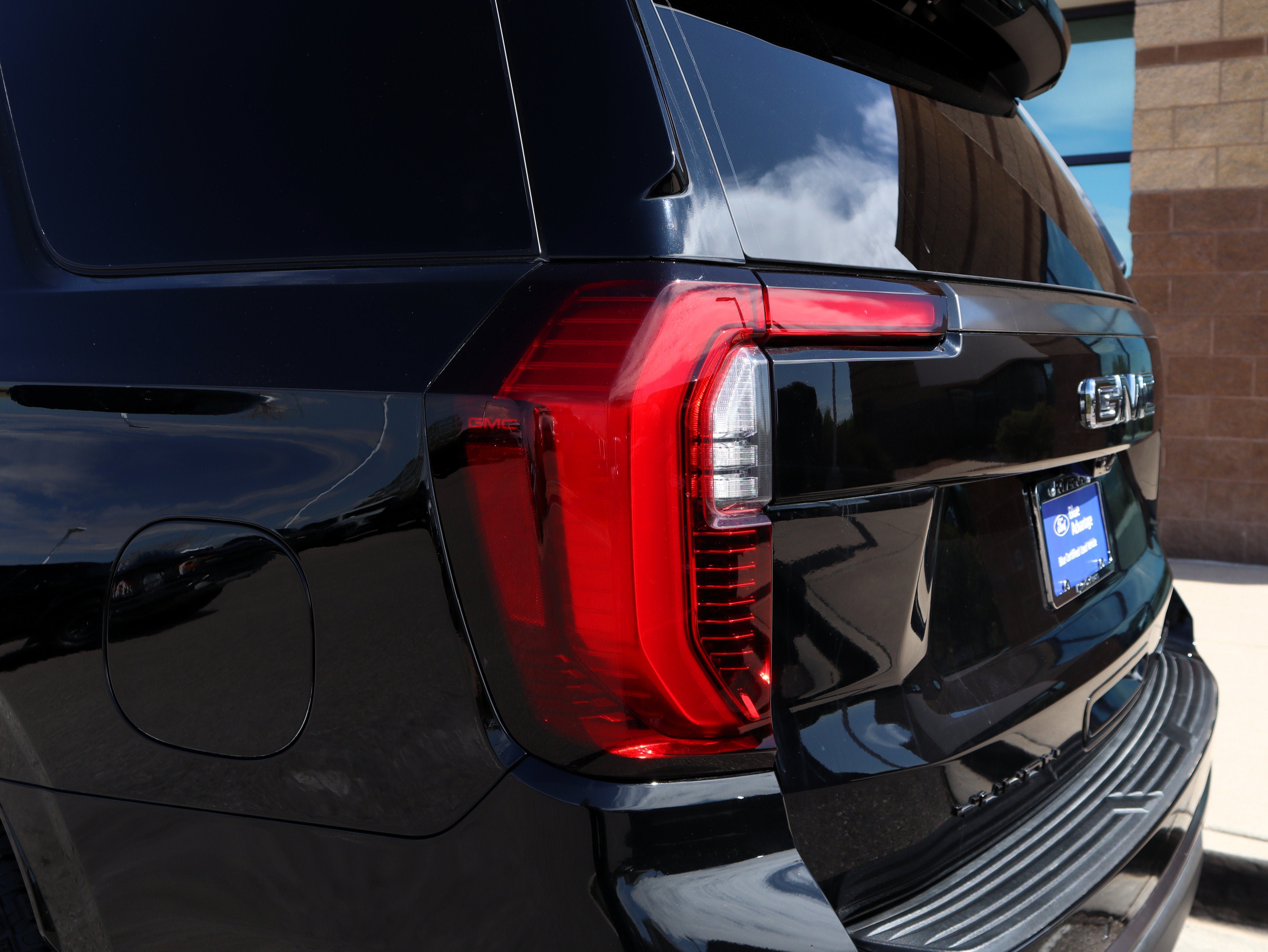 Used 2026 GMC Yukon AT4 Ultimate AWD/4WD image 18