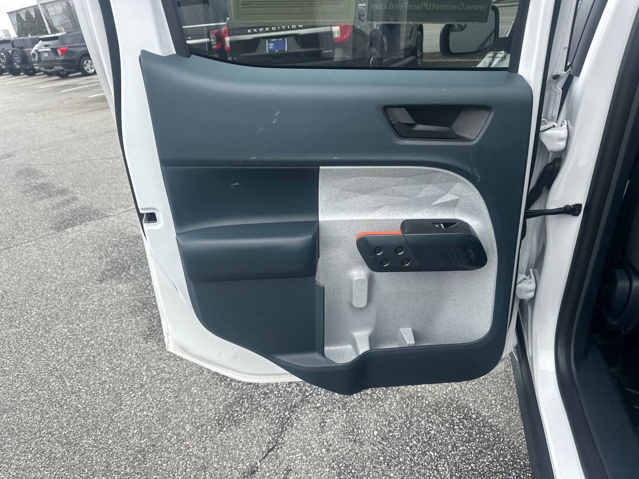 Certified 2024 Ford Maverick XLT image 23