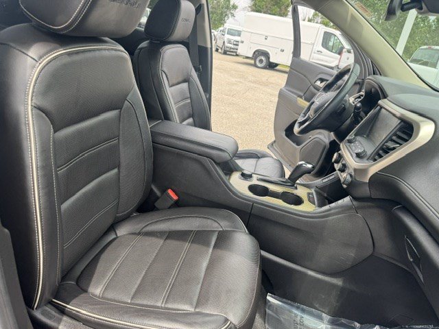Used 2018 GMC Acadia Denali w/ Technology Package AWD/4WD image 39