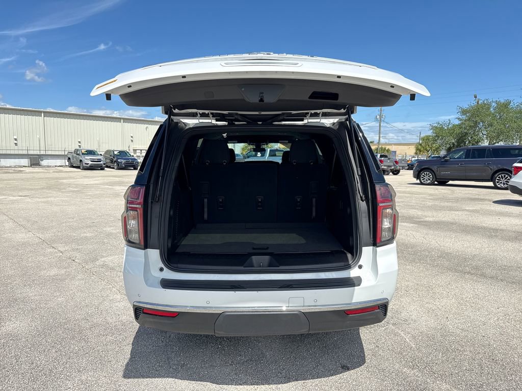 Used 2021 Chevrolet Suburban LS RWD image 28