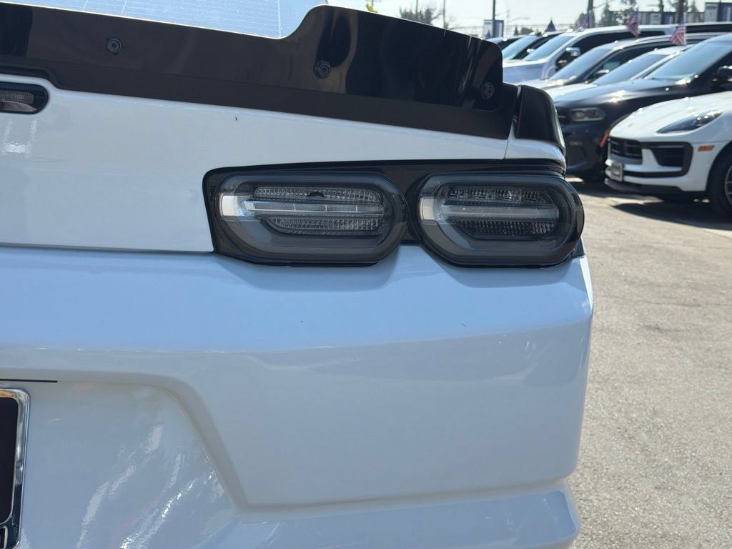 Used 2022 Chevrolet Camaro SS RWD image 17