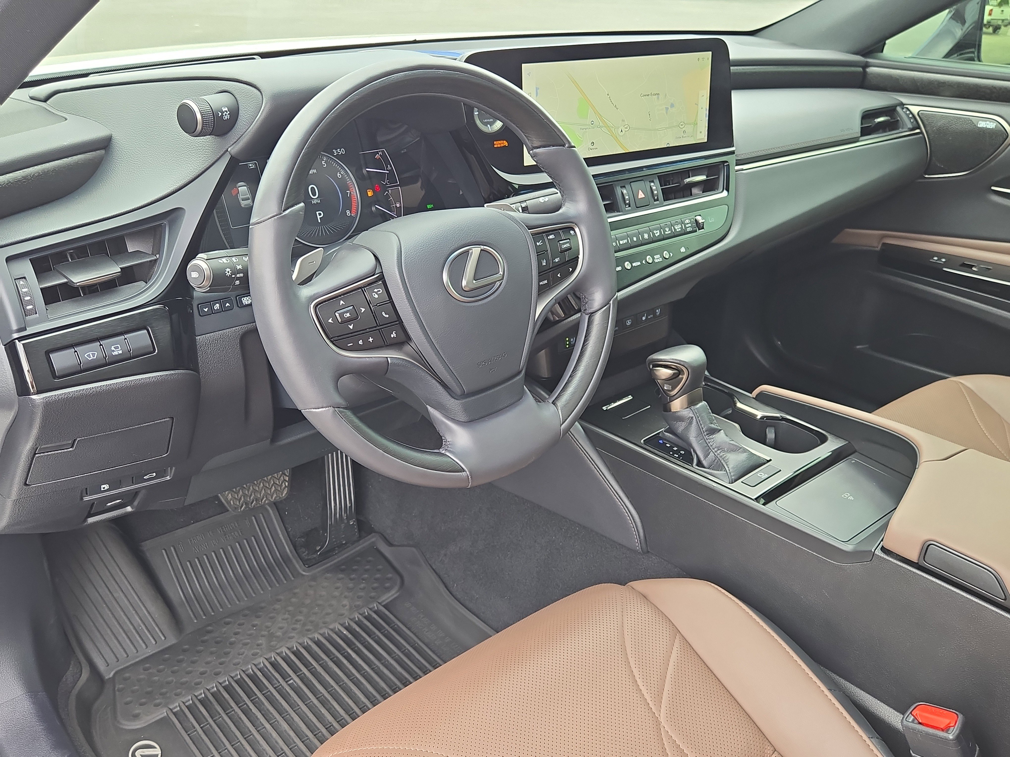 Used 2024 Lexus ES 350 Ultra Luxury w/ Accessory Package (Z2) FWD image 23