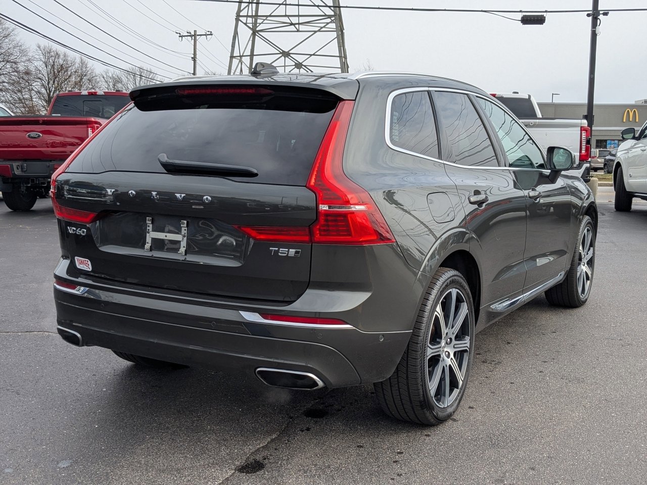 Used 2019 Volvo XC60 T5 Inscription w/ Protection Package image 5