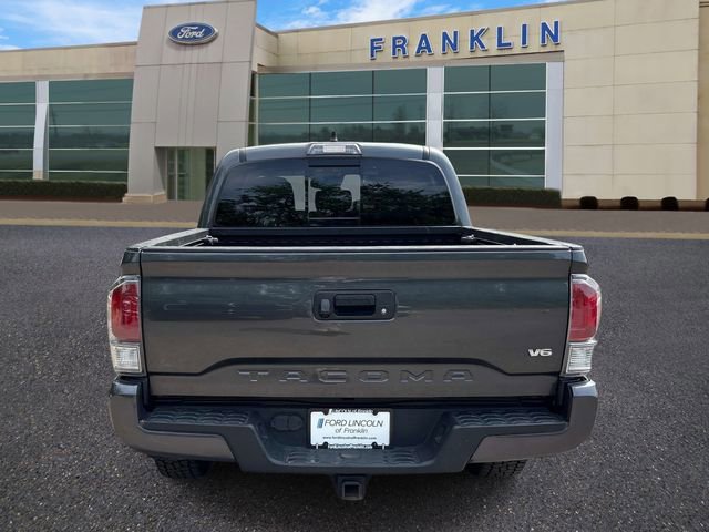 Used 2020 Toyota Tacoma TRD Sport AWD/4WD image 4