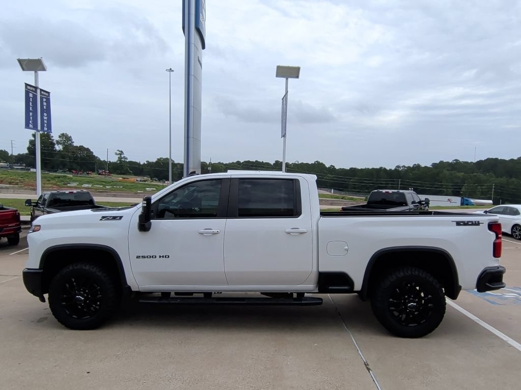 Used 2025 Chevrolet Silverado 2500 LT w/ Trail Boss Package AWD/4WD image 6
