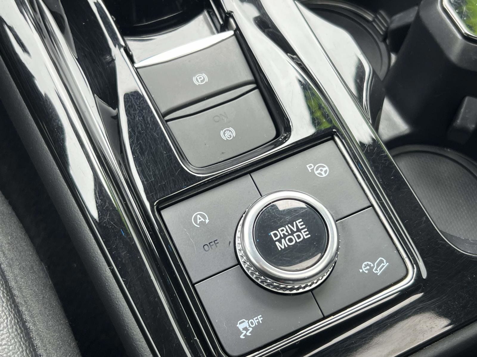 Certified 2021 Ford Explorer ST w/ Equipment Group 401A image 20