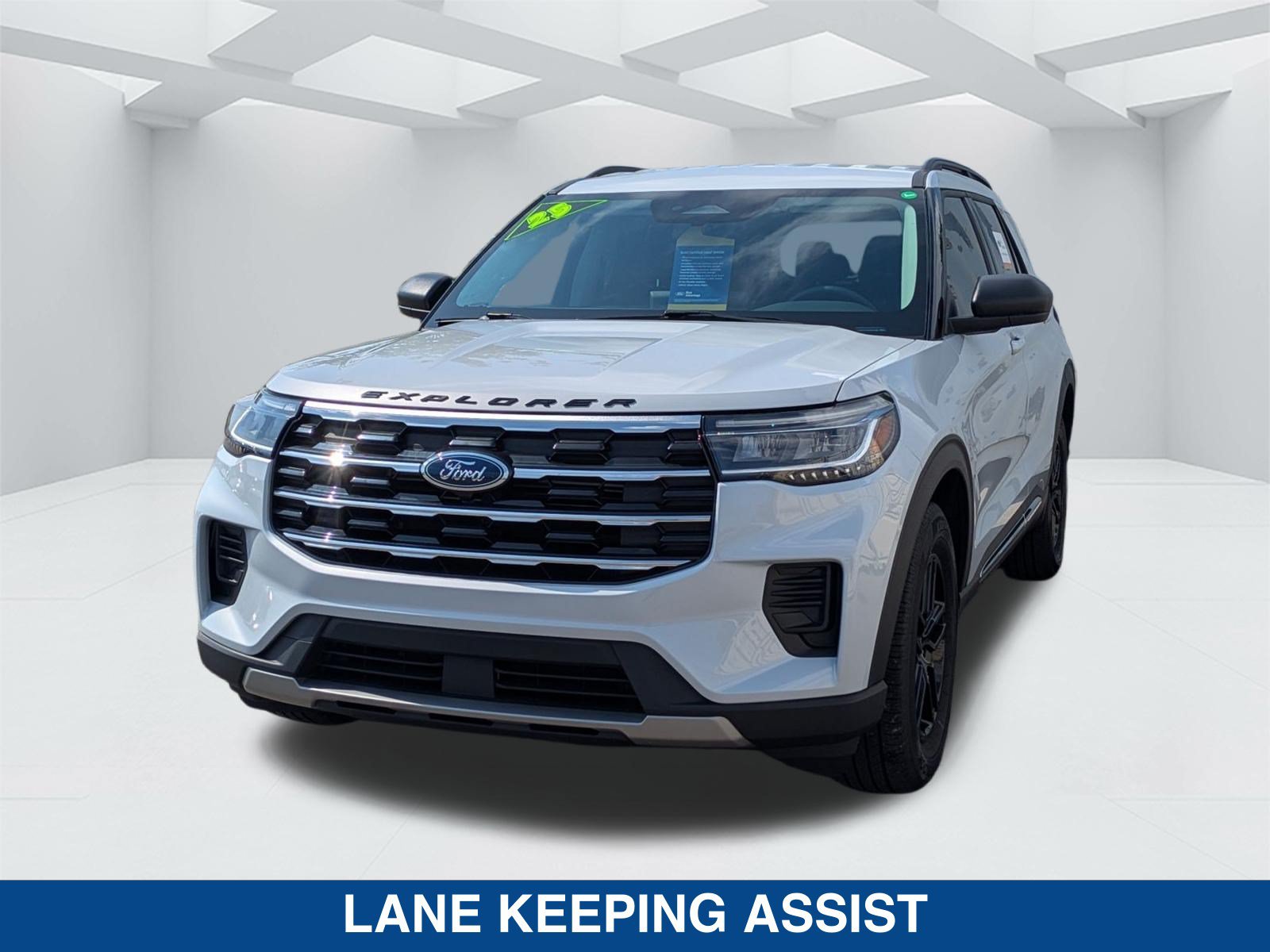 Certified 2025 Ford Explorer Active RWD image 7