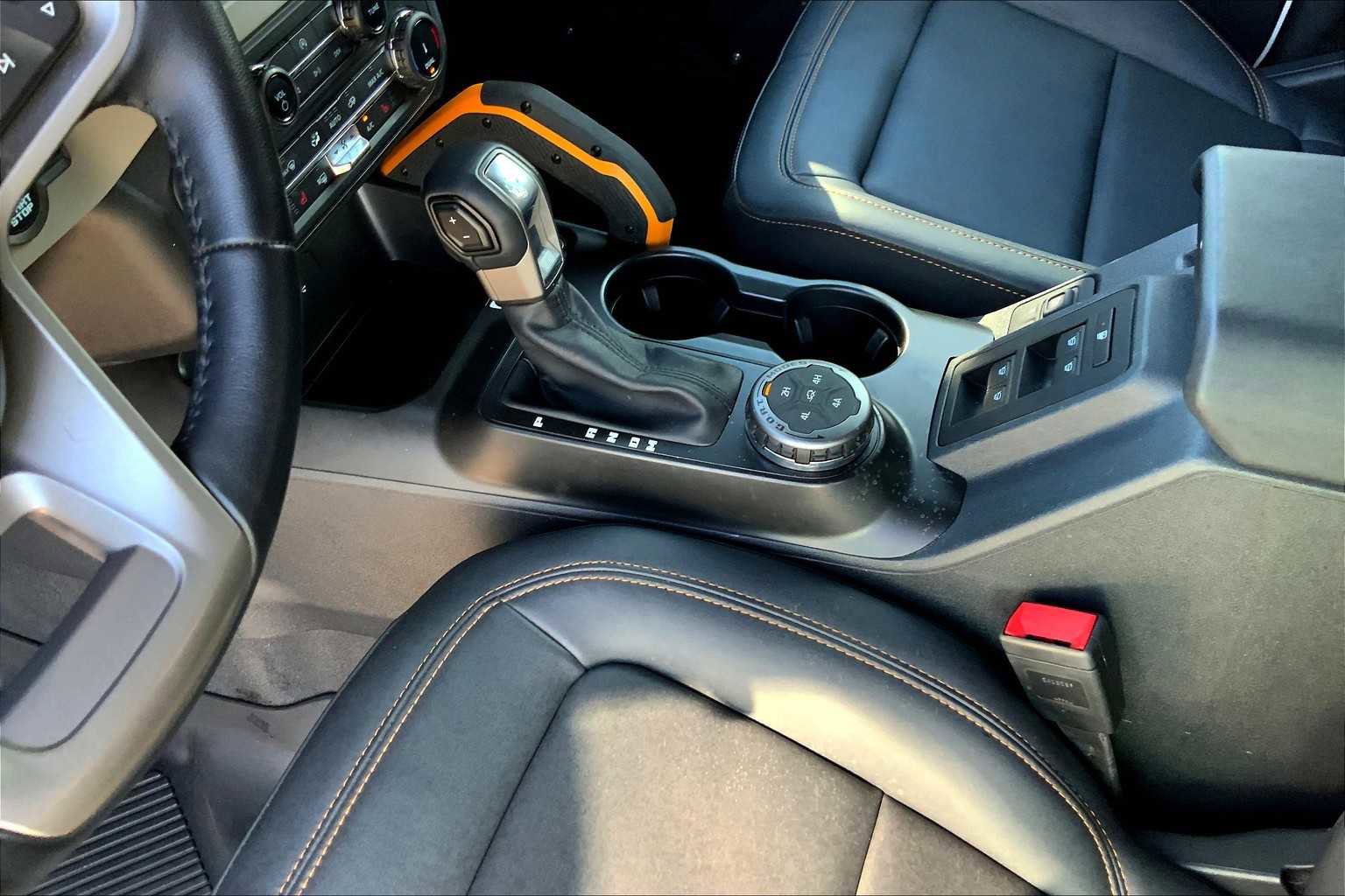 Certified 2022 Ford Bronco Badlands image 16