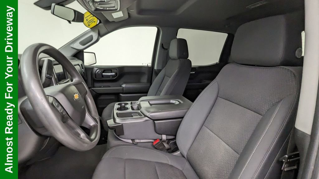 Used 2021 Chevrolet Silverado 1500 Custom image 2