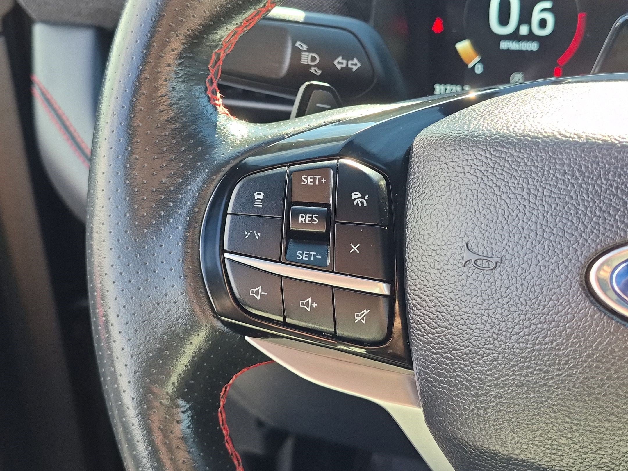 Certified 2025 Ford Explorer ST AWD/4WD image 20