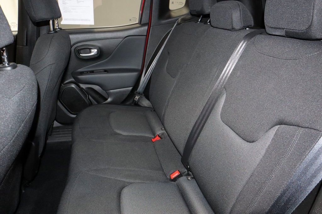 Used 2023 Jeep Renegade Latitude image 22