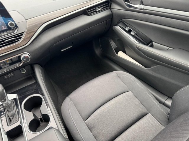 Used 2023 Nissan Altima 2.5 SV FWD image 15